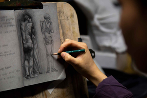 Covent Garden: Drawing Class with a Professional Artist