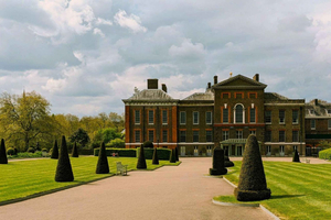 Kensington Gardens and Kensington Palace Tour