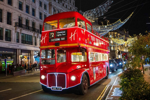 London: Christmas Lights Tour by Vintage Bus