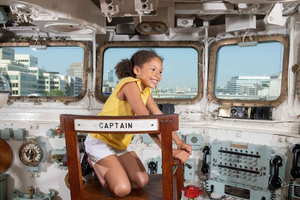 London: HMS Belfast Ticket & Southbank Highlights Audio Tour