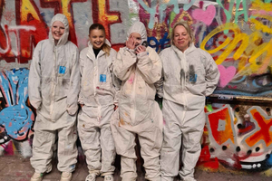London, Leake st: Graffiti Workshop with Materials and Tools