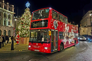 London: Santa Bus Christmas Lights Open-Top Tour