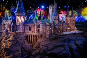 London: Warner Bros. Studio Tour and River Thames Cruise
