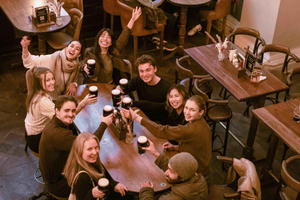 Small Group, Ancient Pubs and Historic Taverns Tour