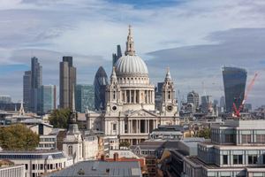 St. Paul's Cathedral & Return River Thames Ride on Uber Boat