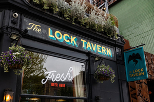 Lock Tavern
