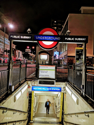 Notting Hill Gate Station (Stop G)