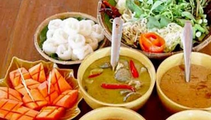Tong Kanom Thai