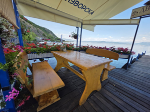 Dva Bisera Fish Restaurant