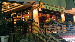 Piano Bar