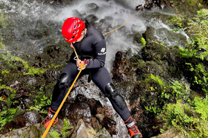 Canyoning-Tour für Fortgeschrittene – nur in kleinen Gruppen: Madeira Extreme