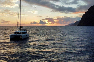 From Funchal: Cabo Girao Sunset Cruise on Luxury Catamaran