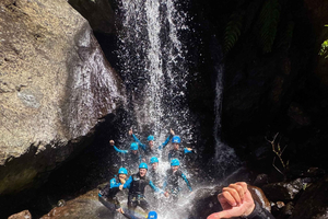 Funchal: Halbtägiges Canyoning-Erlebnis für Anfänger
