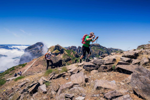Geführte Wanderung auf dem PR1-Pfad, von Arieiro nach Ruivo, ab Funchal