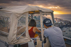 Madeira: Tuktuk tour to Winston Churchill Statue