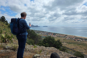 Porto Santo: Guided 2.5-hour Ana Ferreira Peaks & Caves Hike