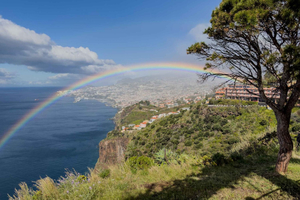 Private TukTuk Tour - Old Town, Views & Mountains
