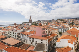 Apartamentos Funchal by Petit Hotels