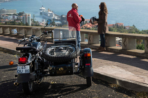 Explora o Funchal: Passeio de Sidecar com Historial