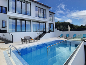 Monte White House by OurMadeira