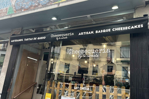 Basque Cheesecake Baking Class with Wine Pairing