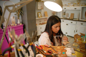 Create your own handcrafted jewelry in Madrid