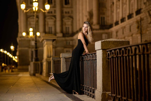Night Photoshoot with a Professional Photographer