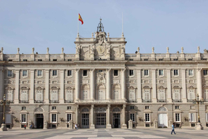 tour privado por el casco antiguo con tapas y cata de vino