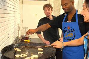 Seafood Paella Masterclass Near Sol with Drinks Included