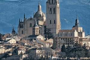 tour privado por Segovia con la catedral y el castillo