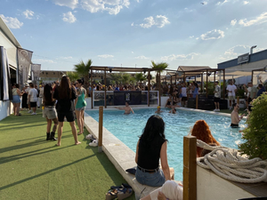 Mokai Beach Club
