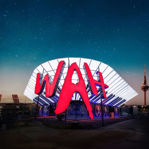 Madrid: WAH Show - Experiencia de Espectáculo Musical, Gastronomía y Fiesta