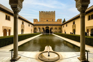 Alhambra: Premium Excursion with Guaranteed Transfer from Cruises-Malaga