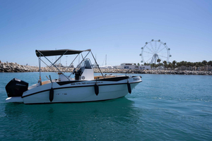 Benalmadena: Boat Rental in Malaga for hours