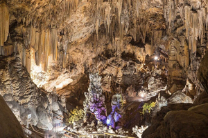 Frigiliana und Cueva de Nerja: Geführter Ausflug