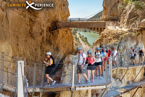 From Malaga: Round-trip bus to Caminito del Rey + Tour with an official guide