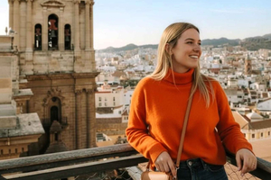 Málaga: Insta-Perfect Walking Tour with a Local Guide