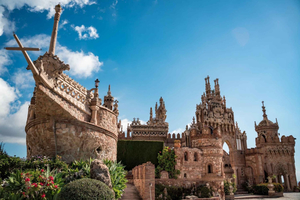 Málaga: Marbella, Mijas,Puerto Banús, Colomares Castle Tour