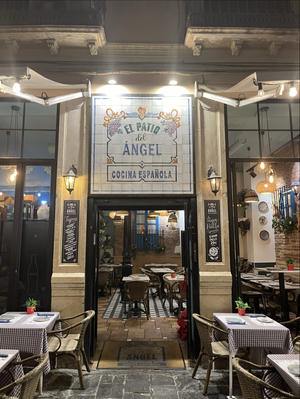 El Patio del Angel Cocina Española