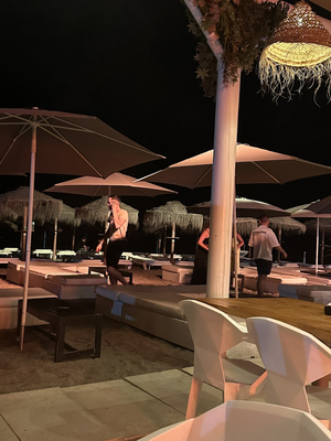 Horno beach club