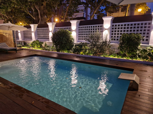 La Moderna Suites
