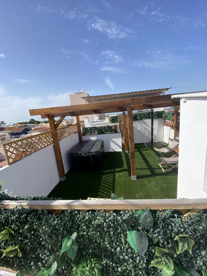 Luxer Holidays