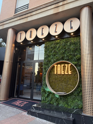 Treze Restaurante Teatinos