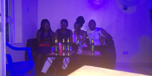 Booze Cafe'