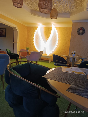 La Criso Lounge and Bar