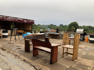La Vista Lounge