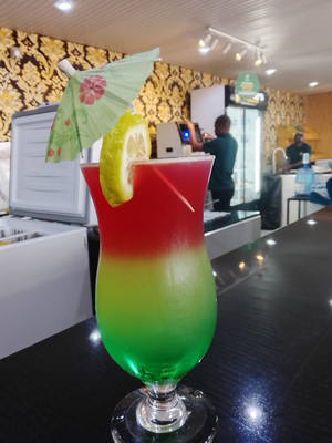 Ninie's Lounge