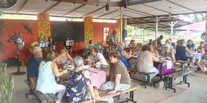 Red Pub & Grub