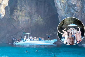 Alcudia: Sea Caves Coves and Snorkeling in small groups