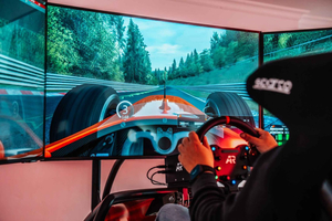 Cala d'Or: Sim Racing experience with high-end racing simulators